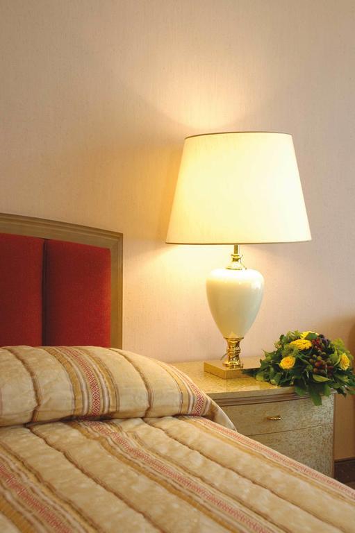 Maritim Grand Hotel Hanovre Chambre photo